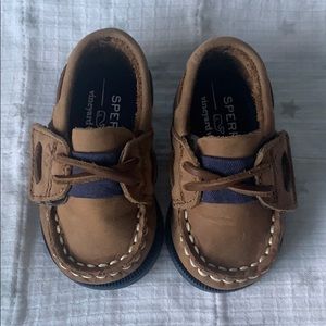 Sperry infant shoes